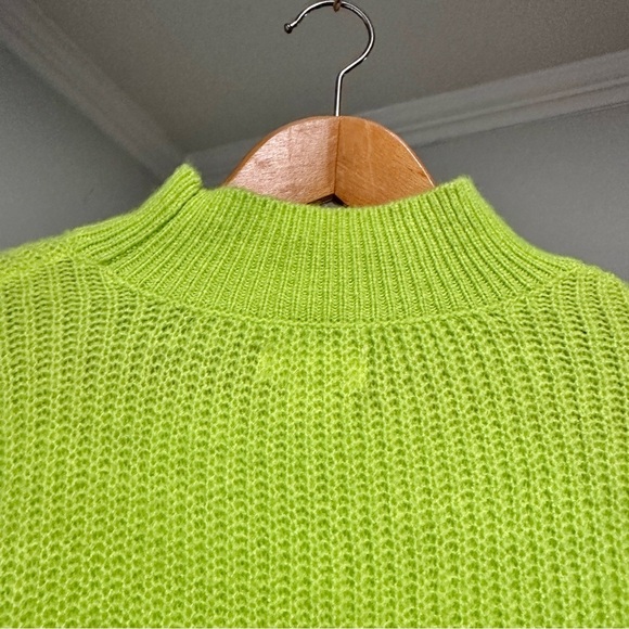 Maeve Betty Puff-Sleeved Neon Lime Green Chunky Mock Neck Sweater Size Medium - Picture 13 of 16